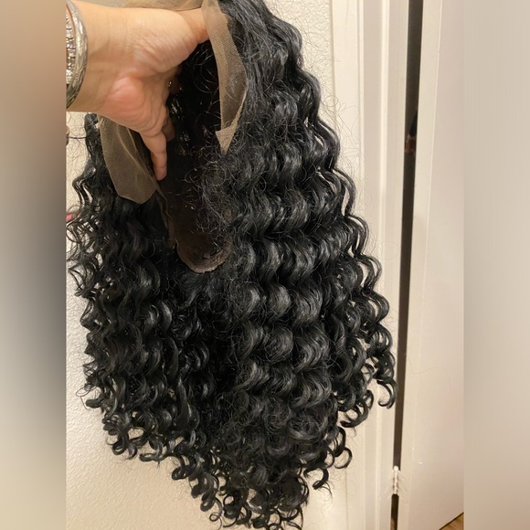 Lace front good quality synthetic wig - Picture 2 of 10